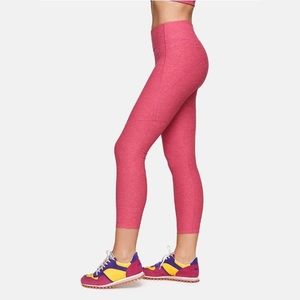 NWOT Outdoor Voices 3/4 Warmup Leggings in Pink